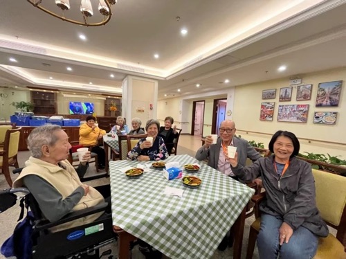 香港长者北上养老引热议！代表委员为大湾区跨境养老建言献策